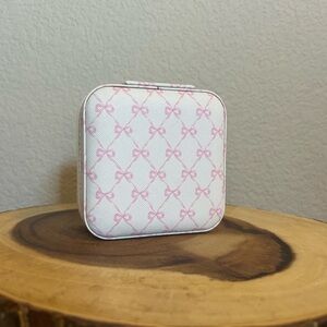 Altar'd State Pink Bow Accessory Case